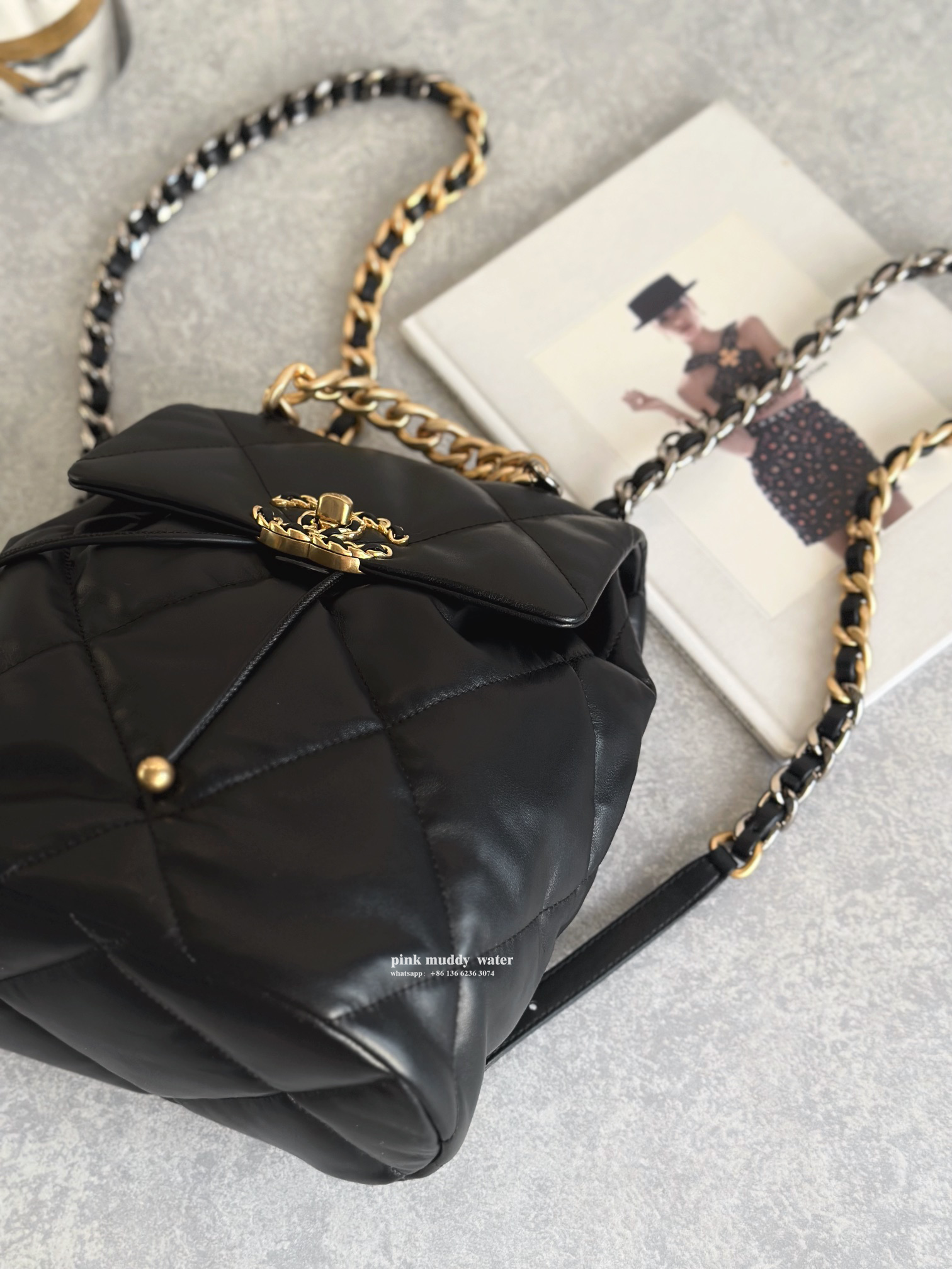 CHANEL19Bag 24C Resort Collection