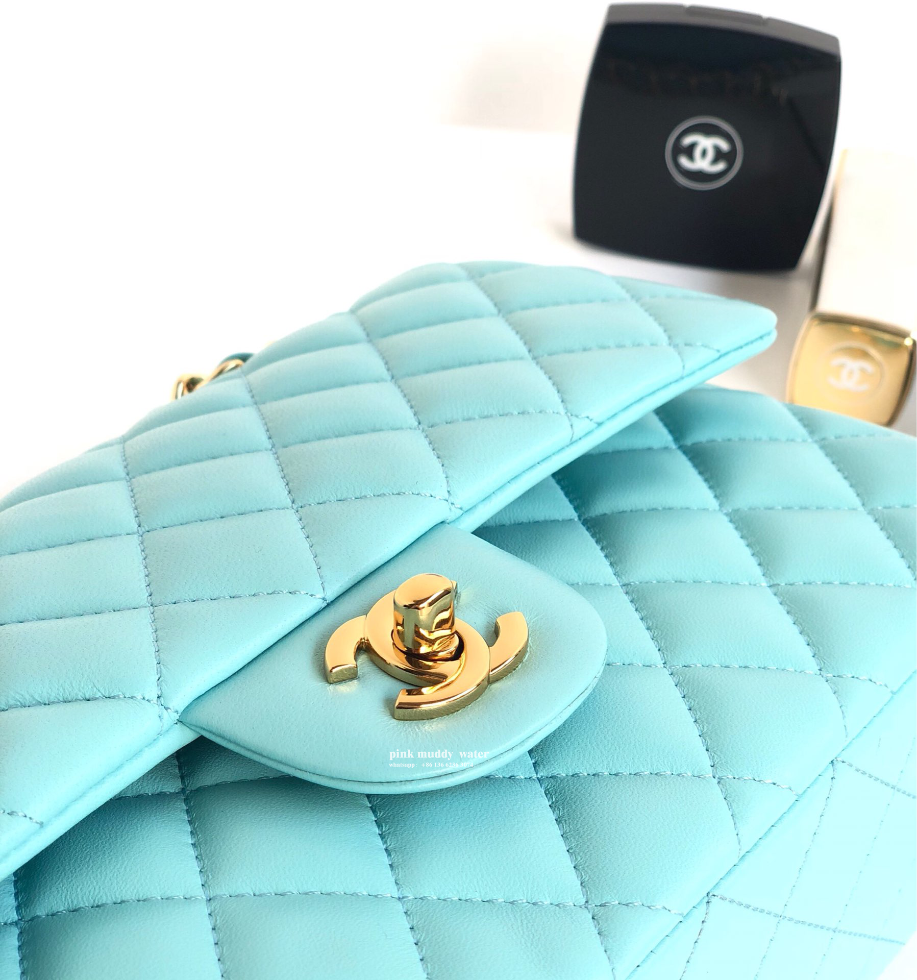CHANEL Classic Flap CF