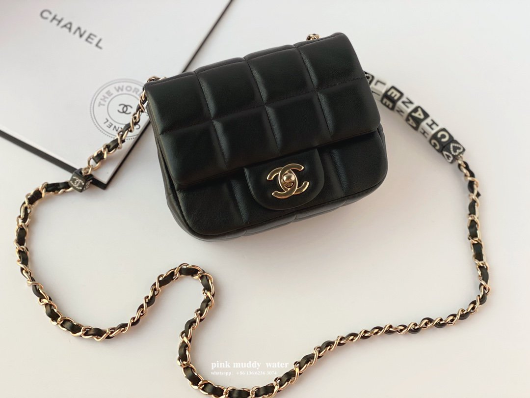 CHANEL 23C black and white square