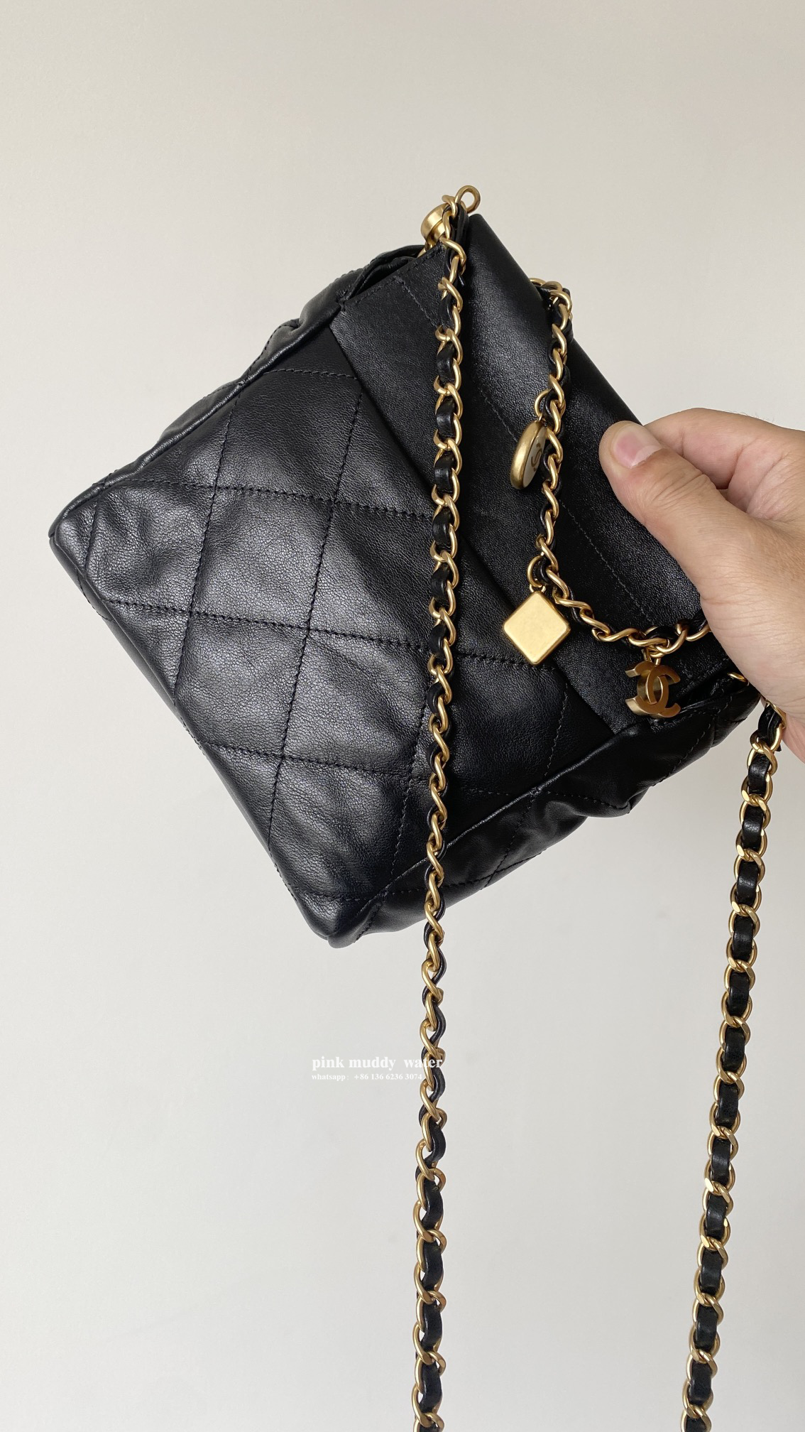CHANEL22Bag 23P series bucket bag
