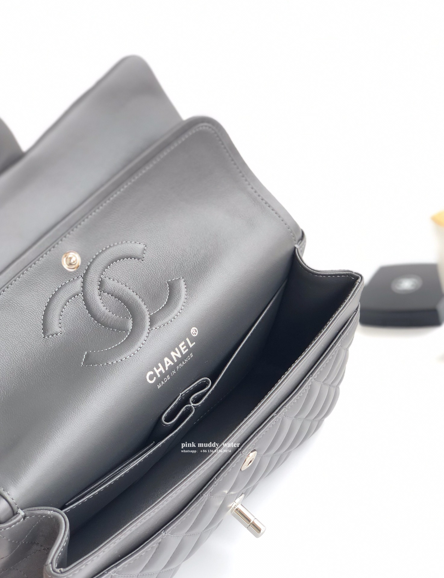 CHANEL Classic Flap CF