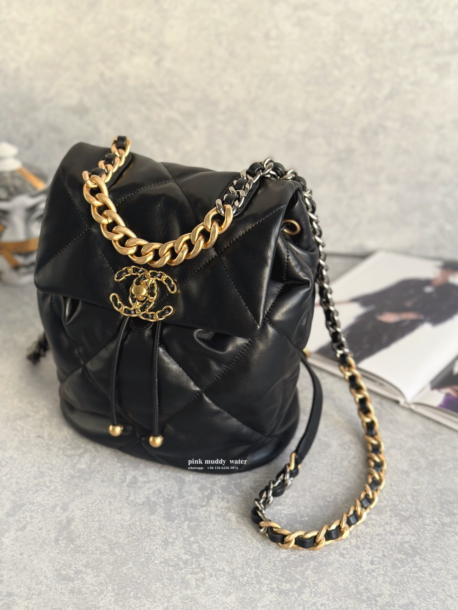 CHANEL19Bag 24C Resort Collection