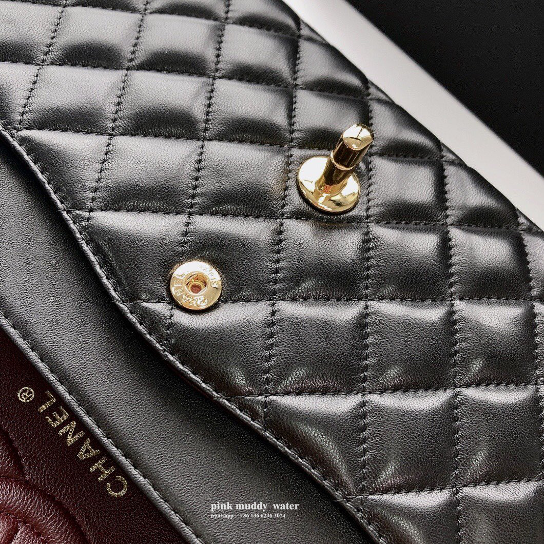 CHANEL Classic Flap CF