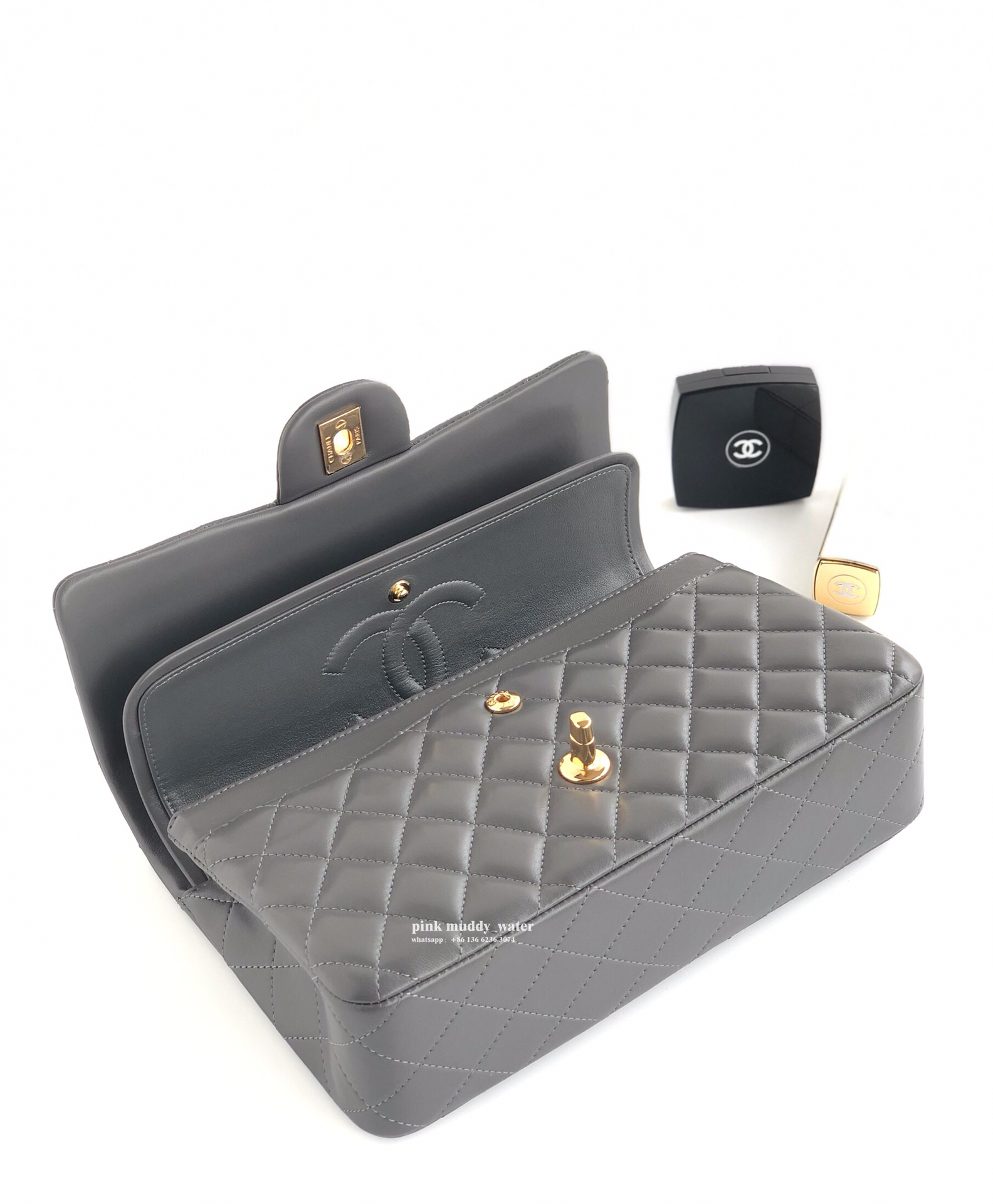 CHANEL Classic Flap CF