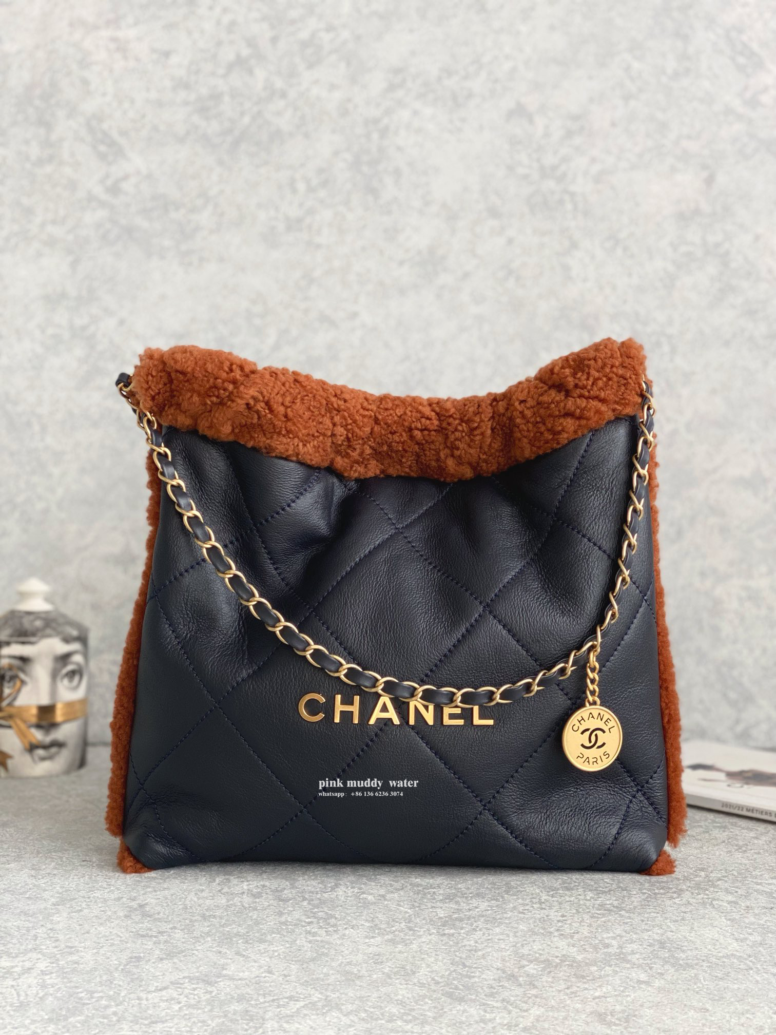 CHANEL 22Bag 23B Tote