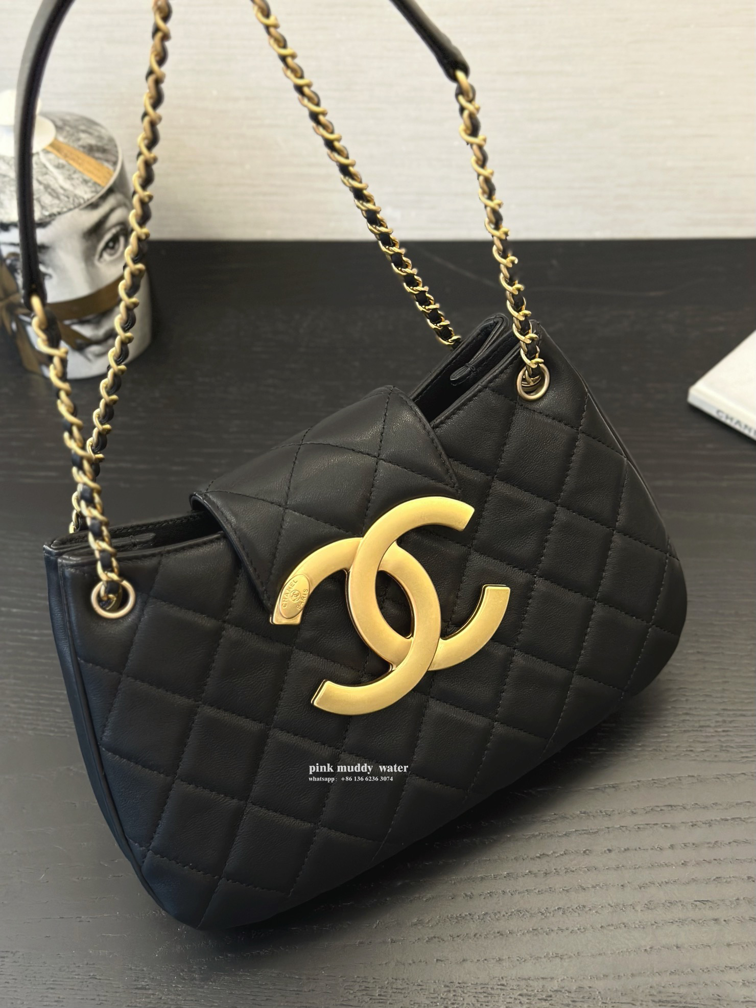 CHANEL 24C Messenger Bag