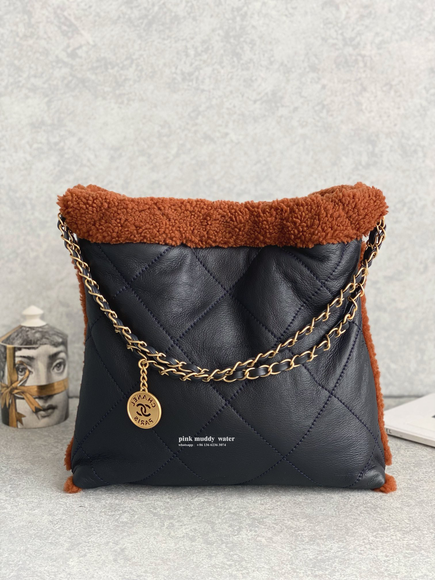 CHANEL 22Bag 23B Tote