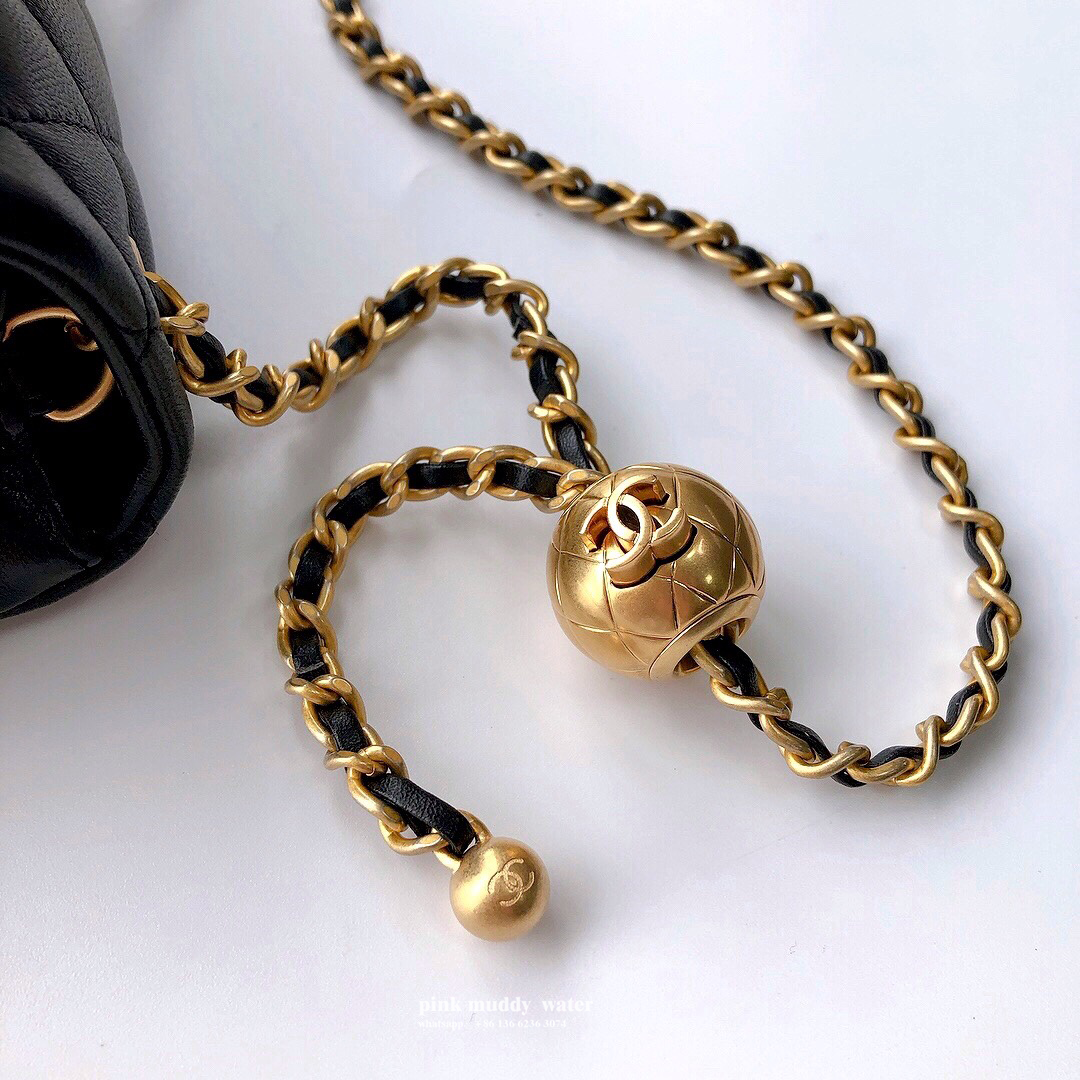 CHANEL Classic Flap CF