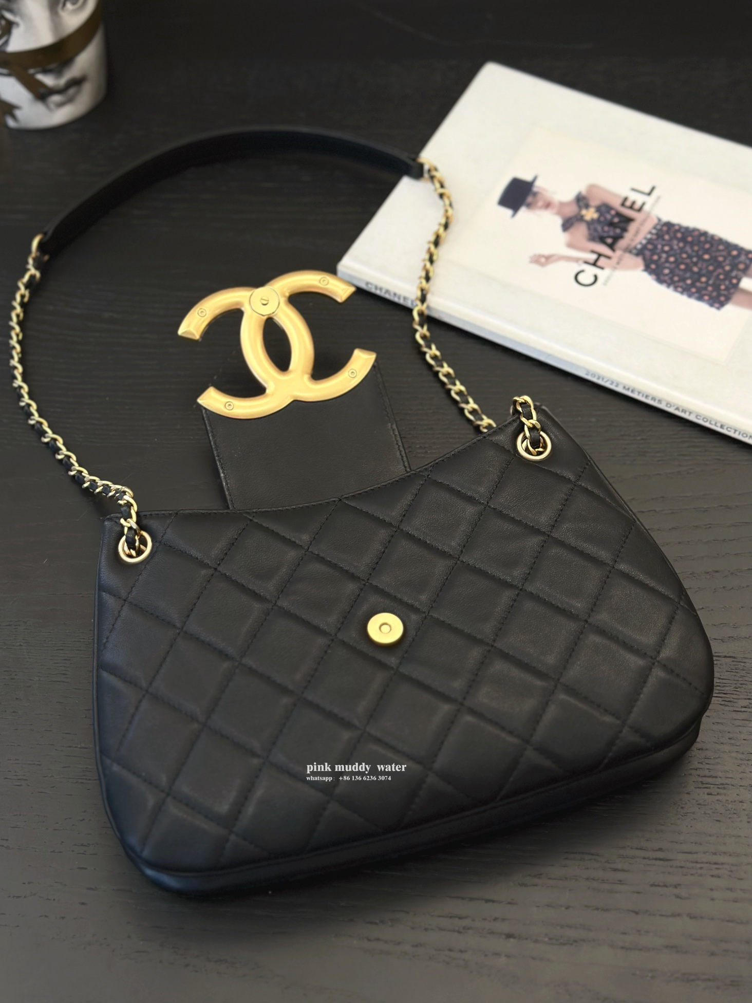 CHANEL 24C Messenger Bag