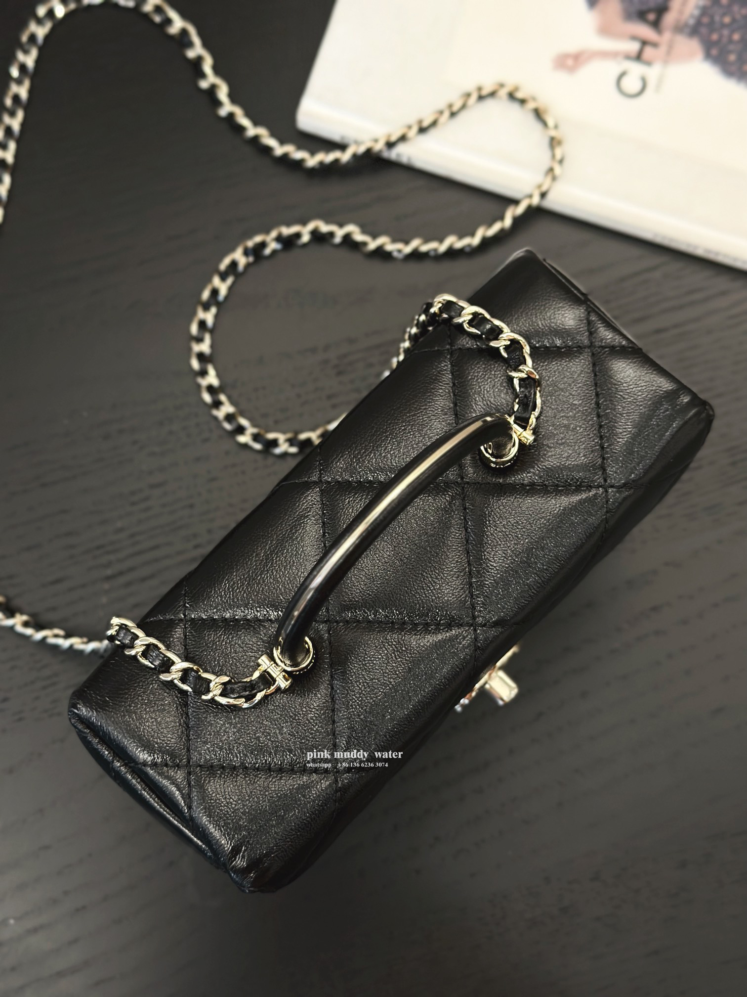 CHANEL 23K Crossbody Handbag