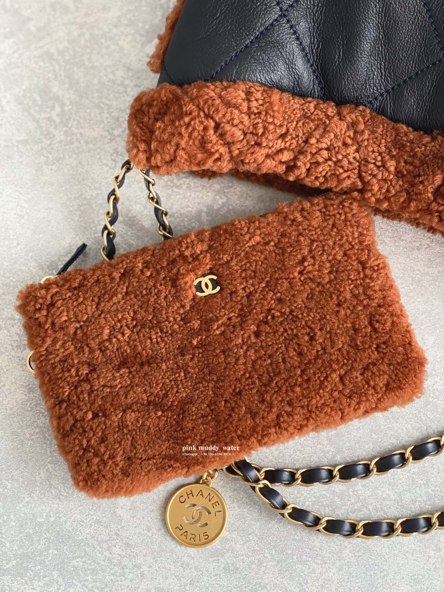 CHANEL 22Bag 23B Tote