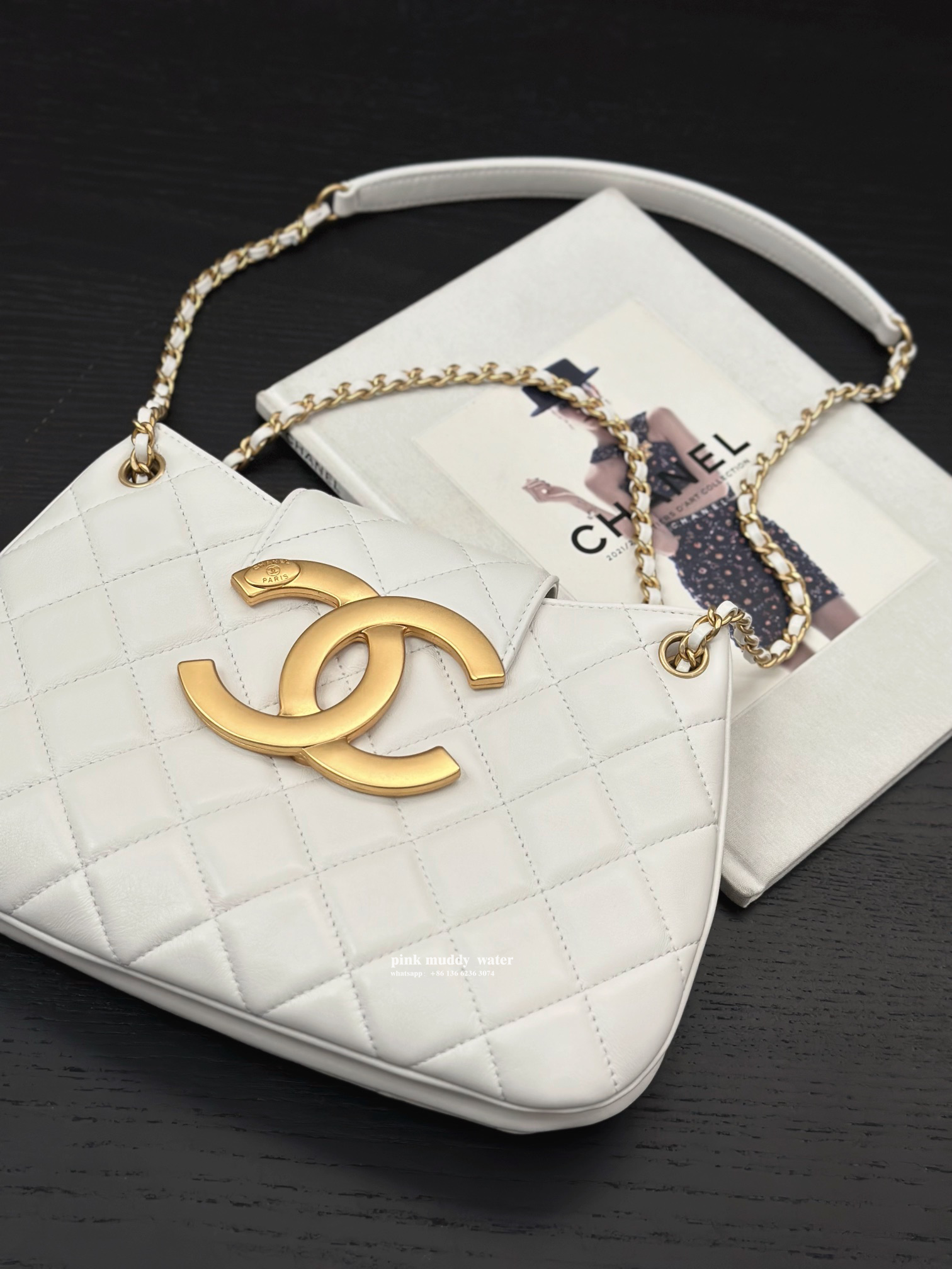 CHANEL 24C Messenger Bag