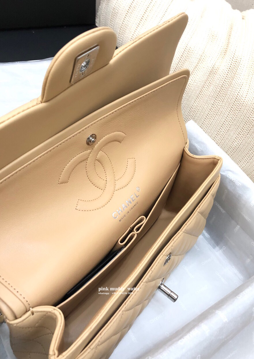 CHANEL Classic Flap CF