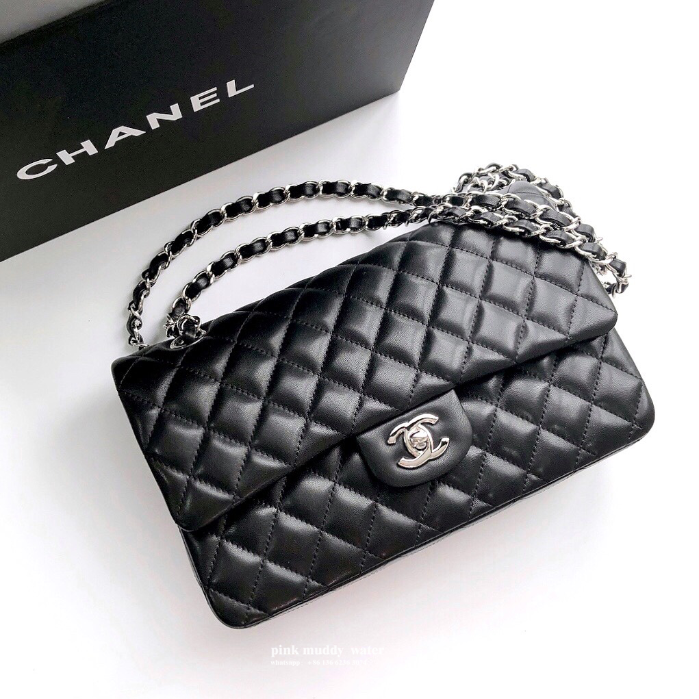 CHANEL Classic Flap CF