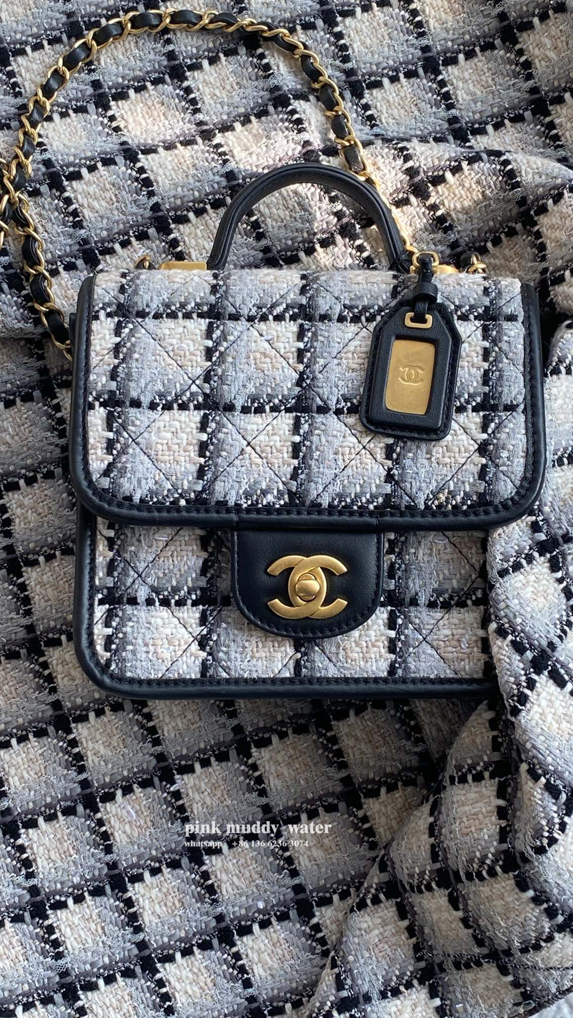 CHANEL 22K Flap Handbag