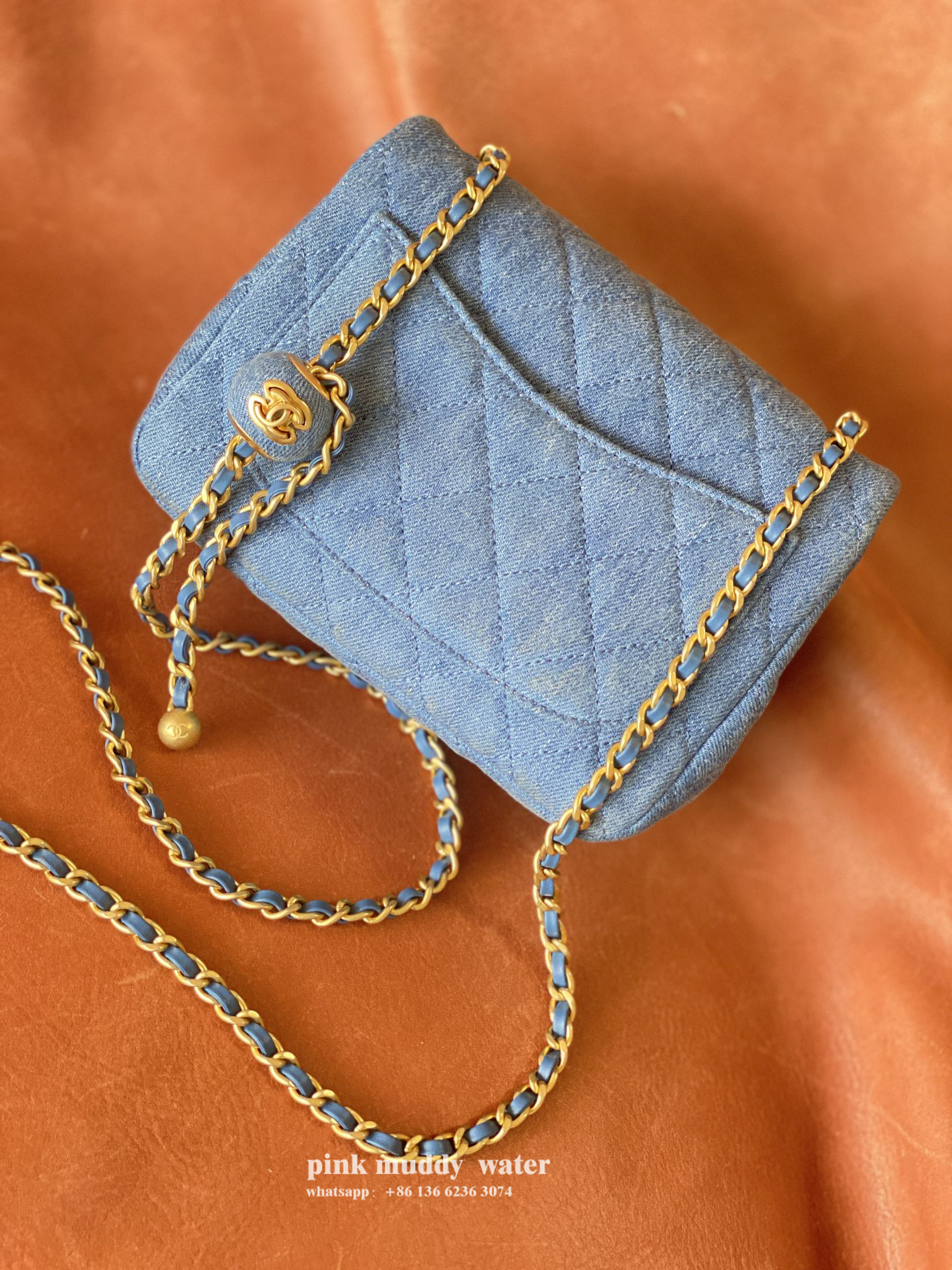 CHANEL 23K Crossbody Bag