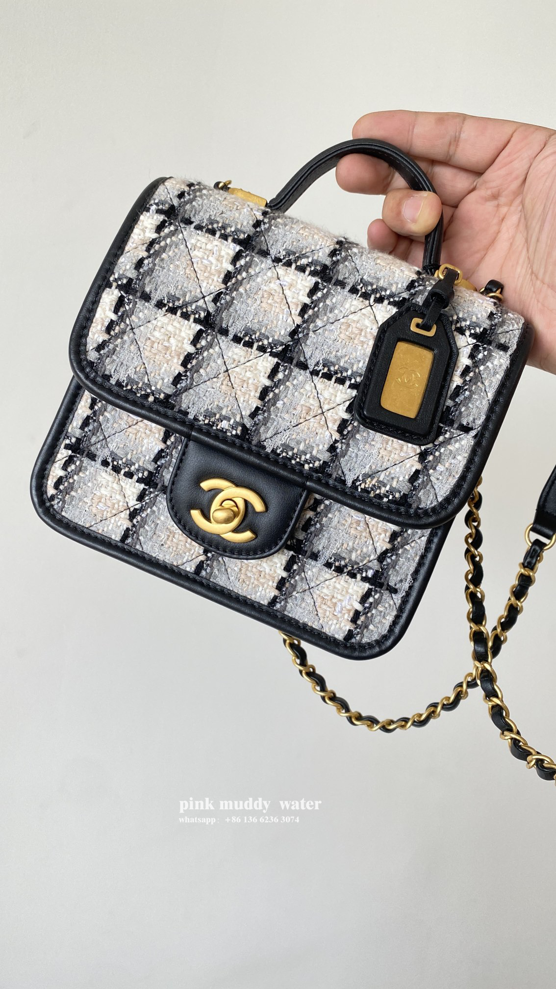 CHANEL 22K Flap Handbag
