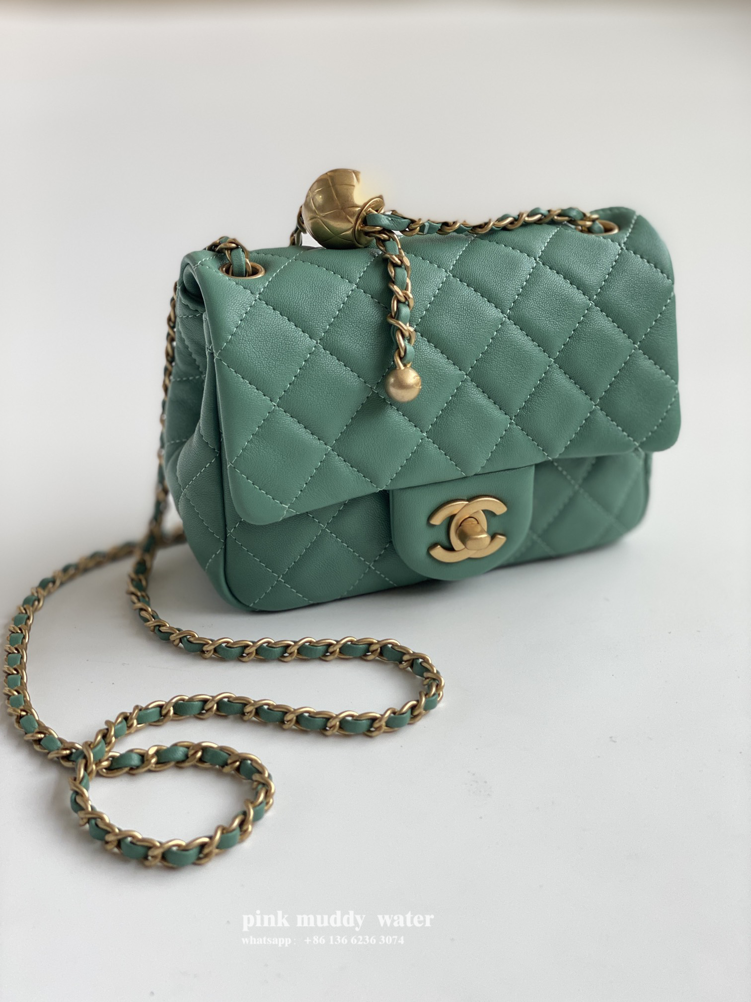 CHANEL 23K Crossbody Bag