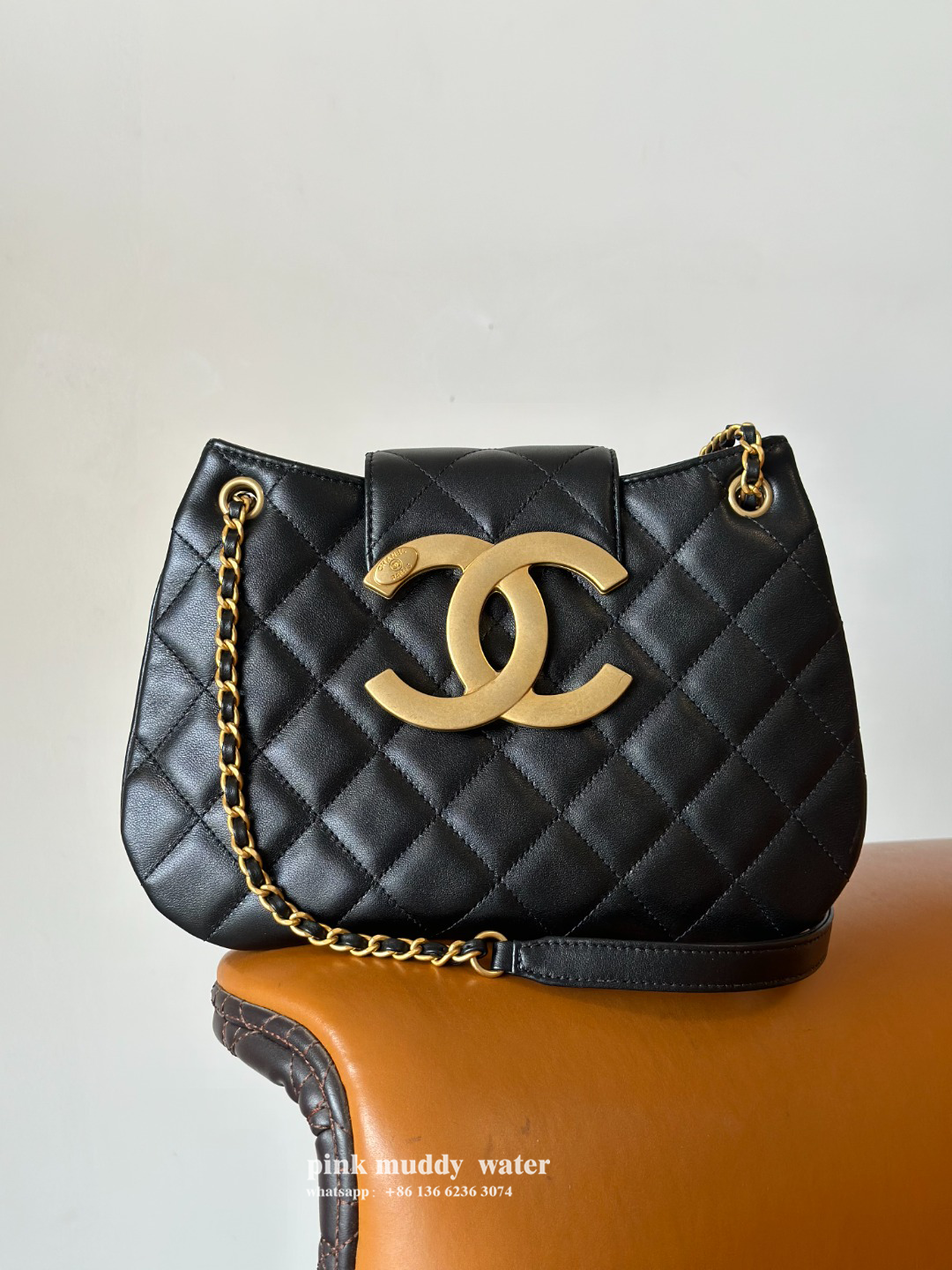 CHANEL 24C Messenger Bag