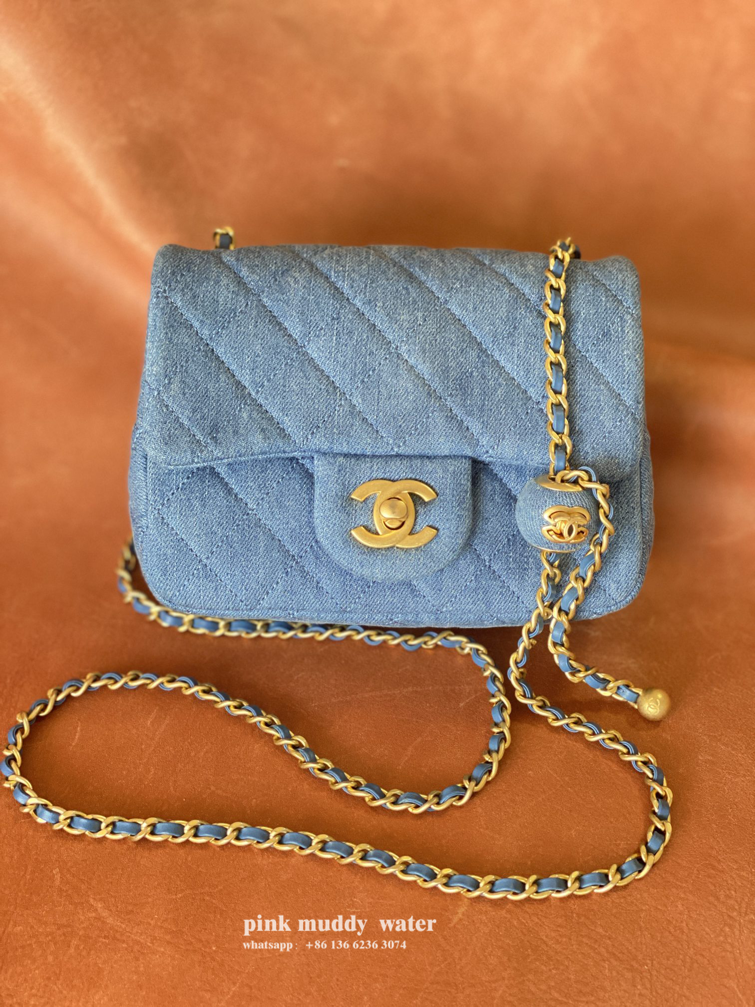 CHANEL 23K Crossbody Bag