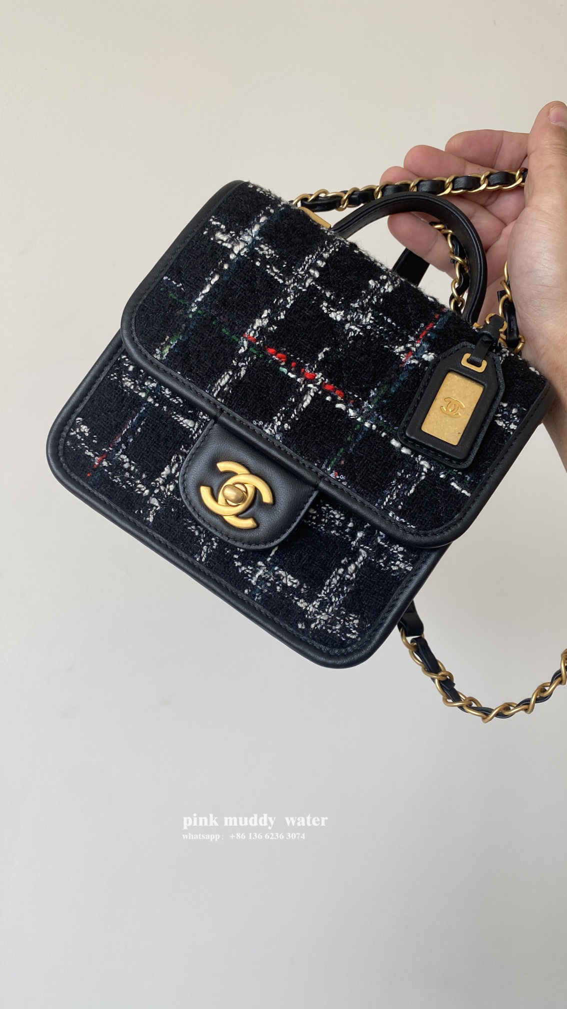 CHANEL 22K Flap Handbag