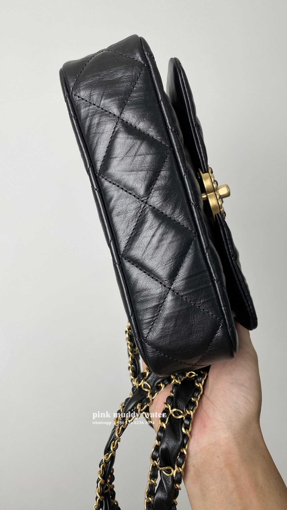 CHANEL 23K Tofu Bag Hobo Bag