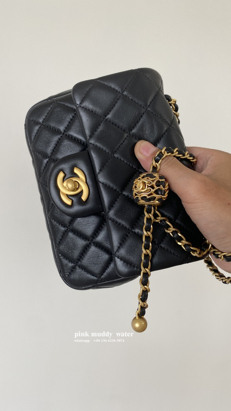 CHANEL 23K Crossbody Bag
