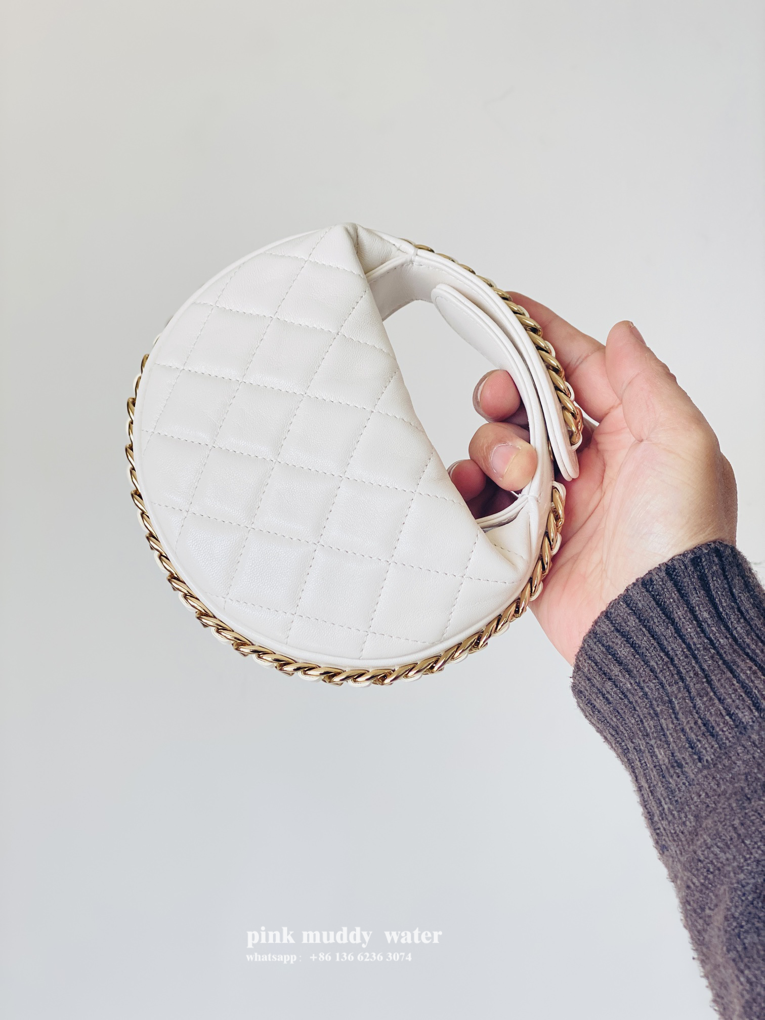 CHANEL 23C Hula Hoop