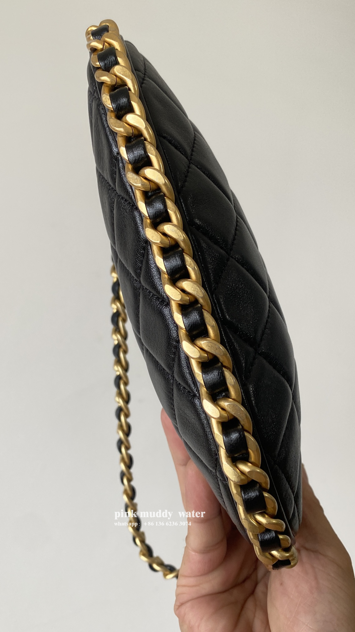 CHANEL 23B Hobo Hippie Bag