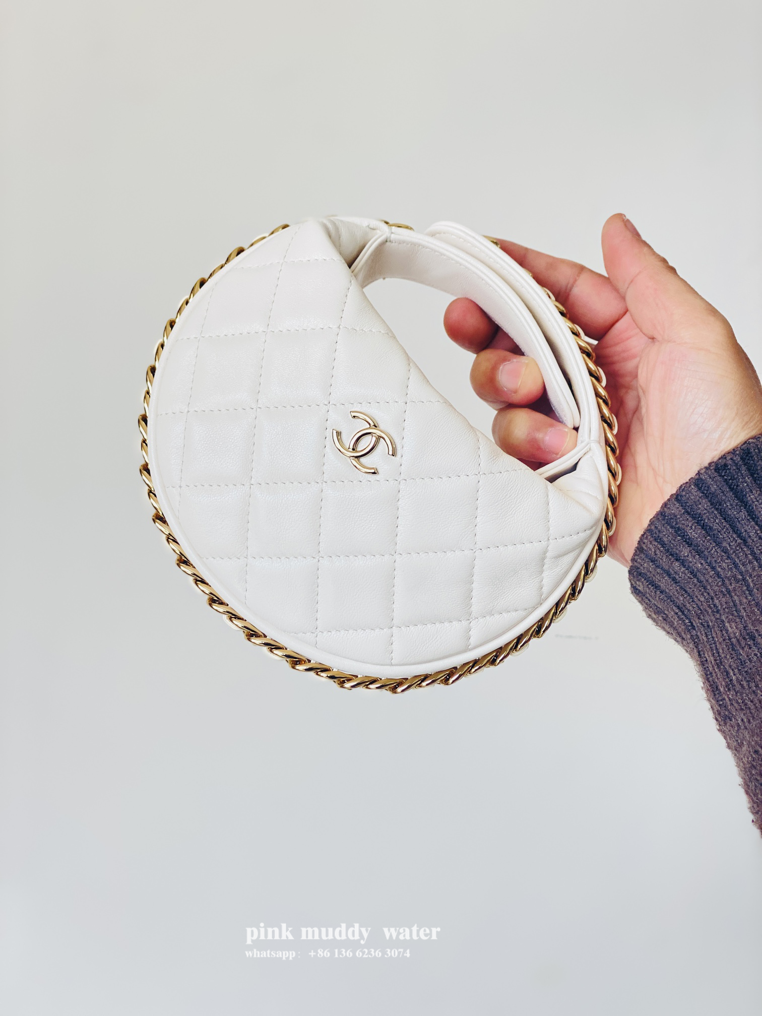 CHANEL 23C Hula Hoop