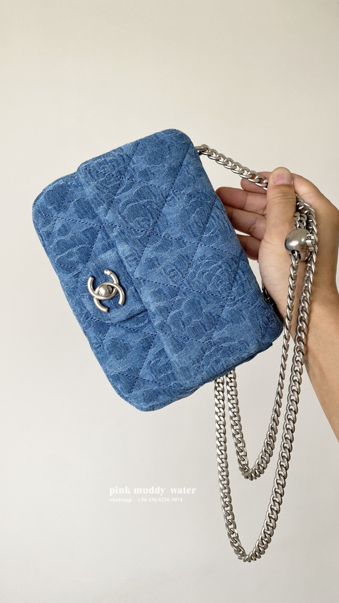 CHANEL 23K Crossbody Bag
