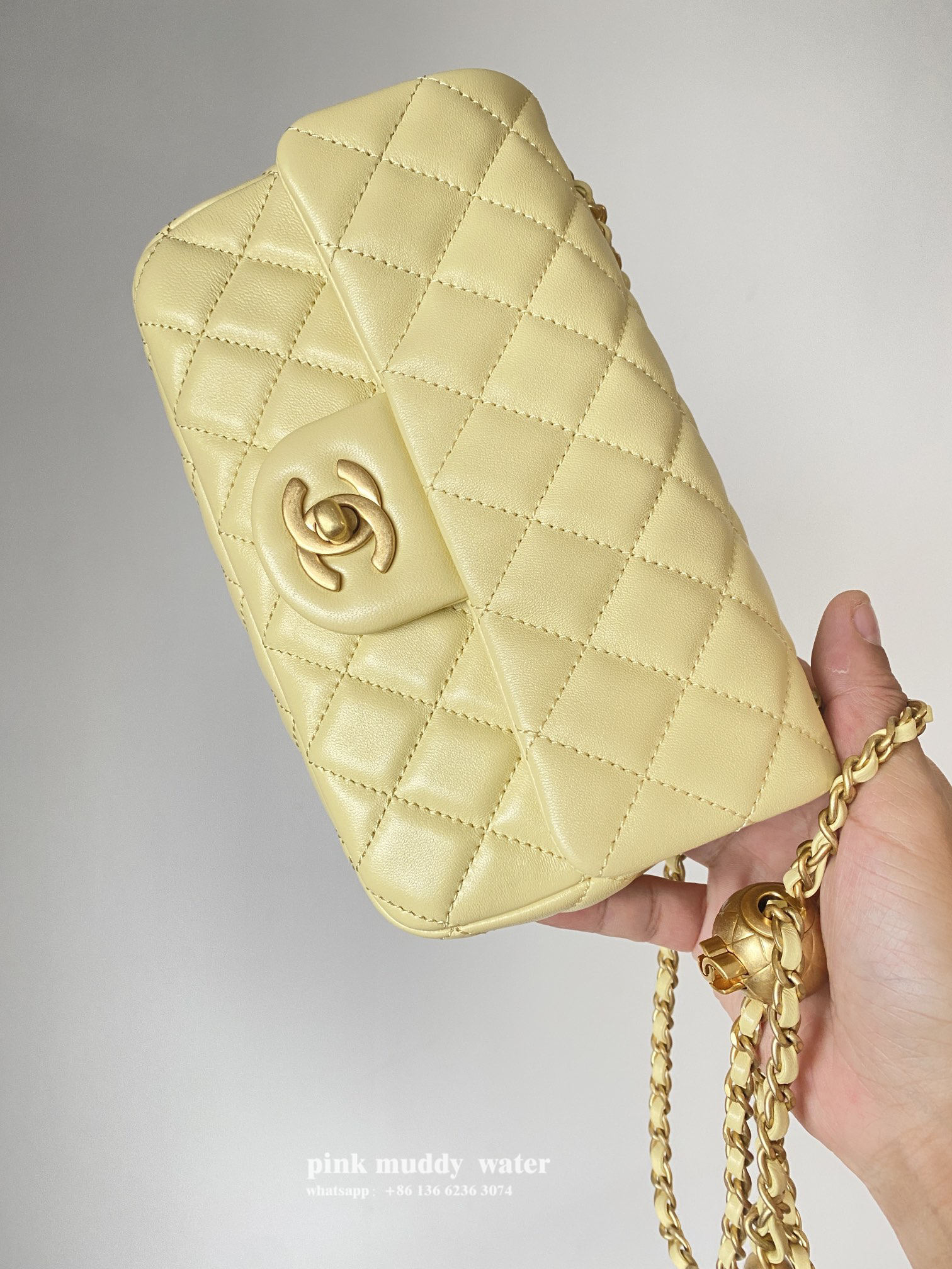 CHANEL Classic Flap CF