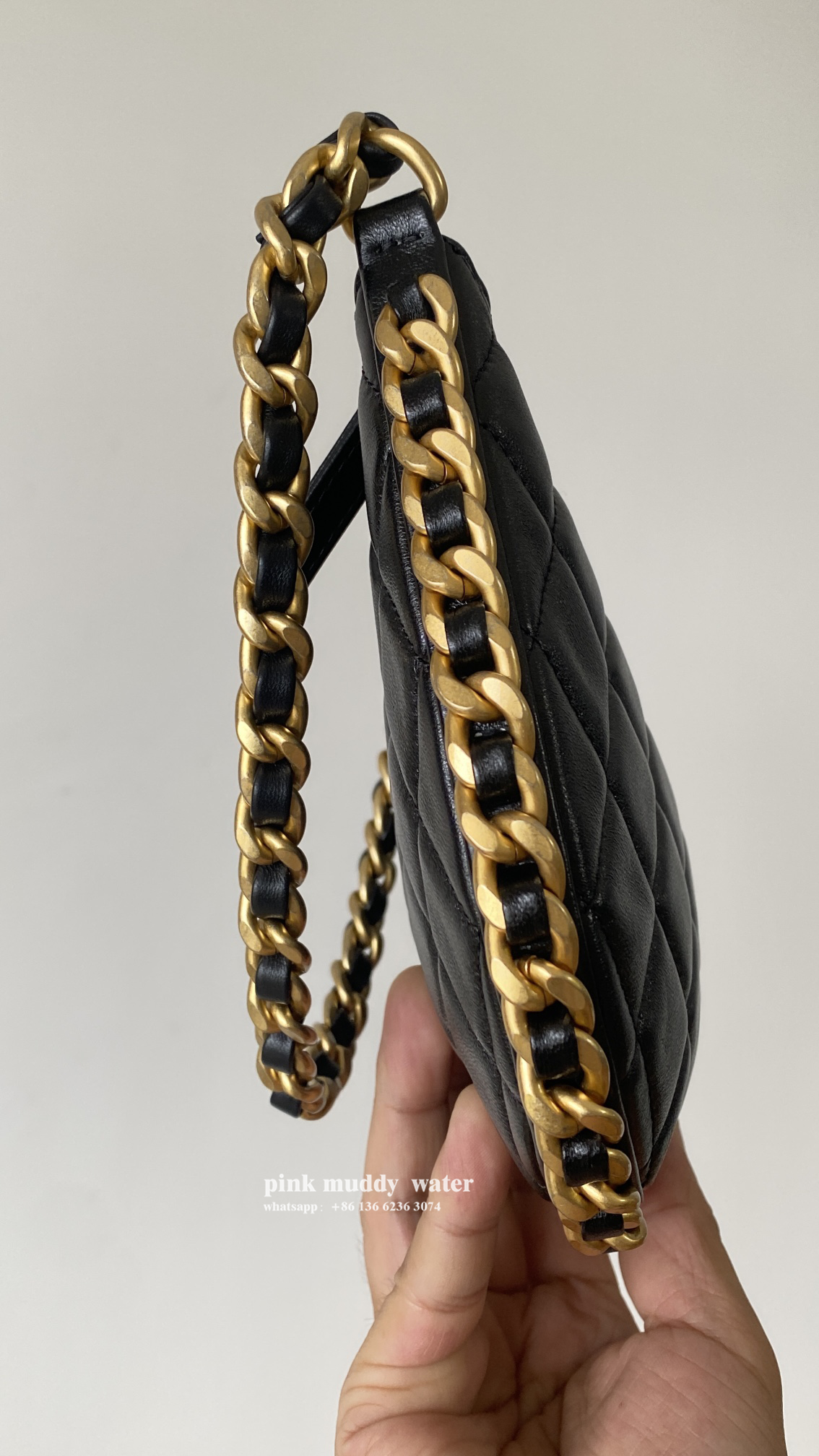 CHANEL 23B Hobo Hippie Bag