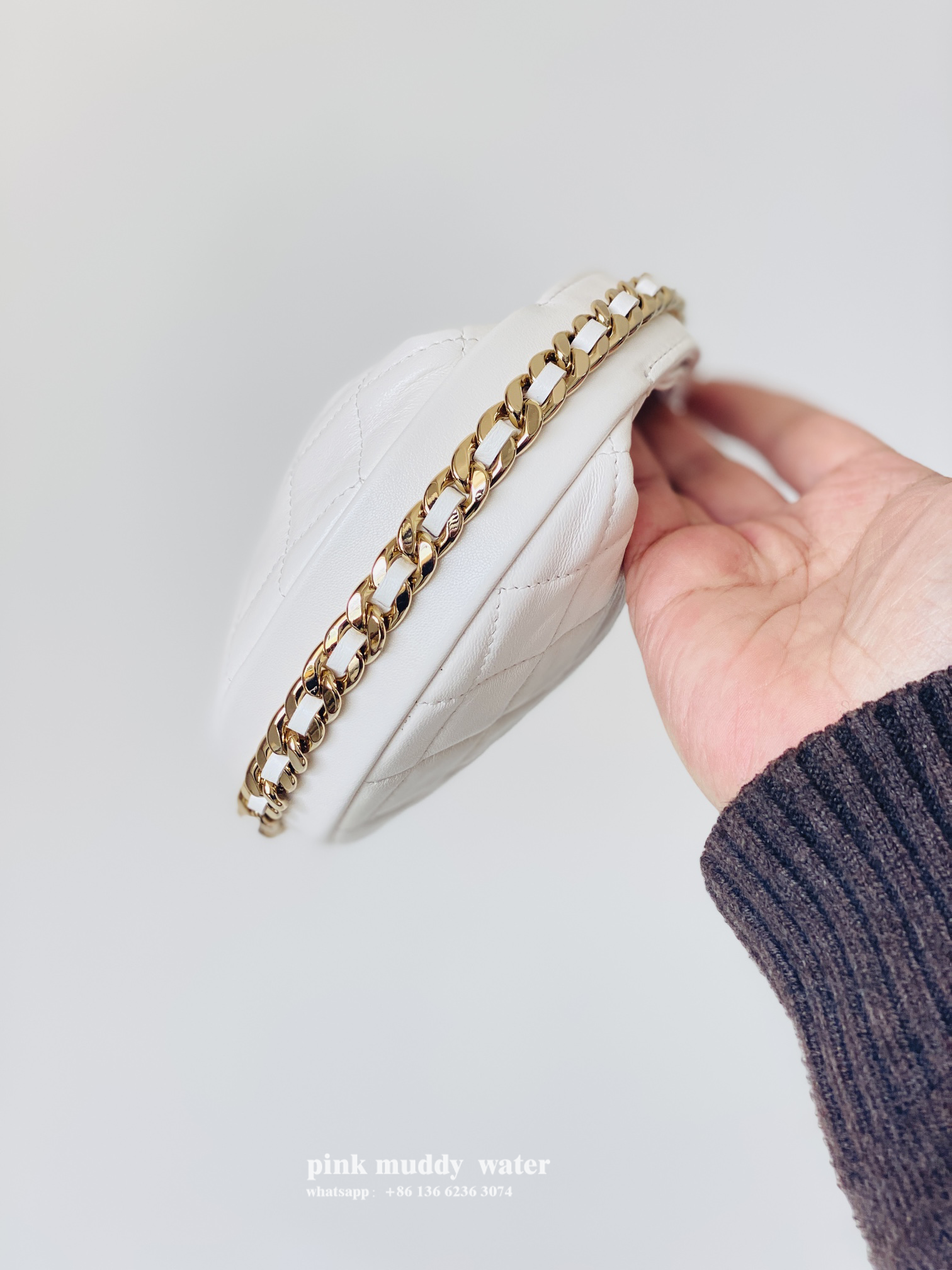 CHANEL 23C Hula Hoop