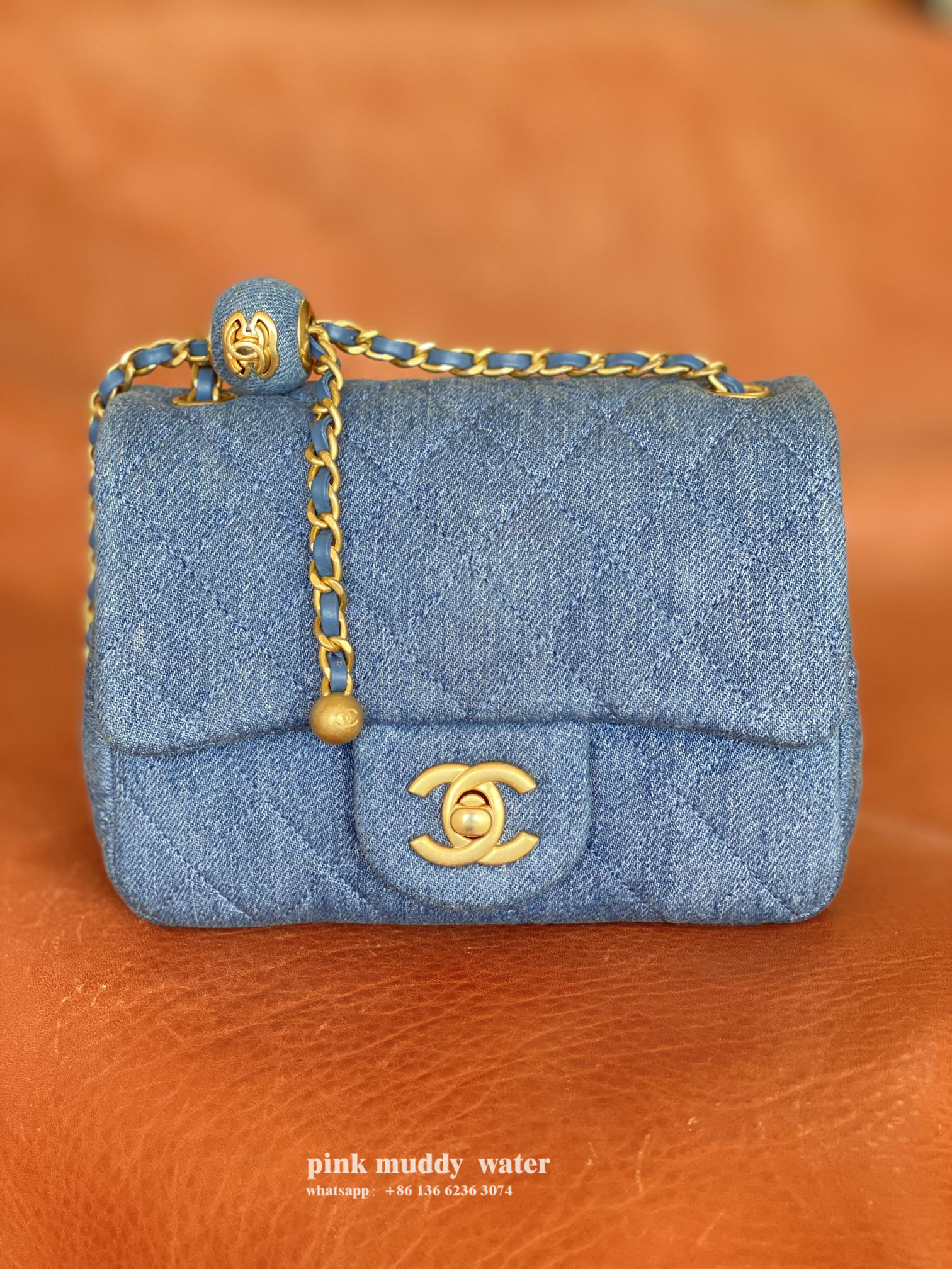 CHANEL 23K Crossbody Bag