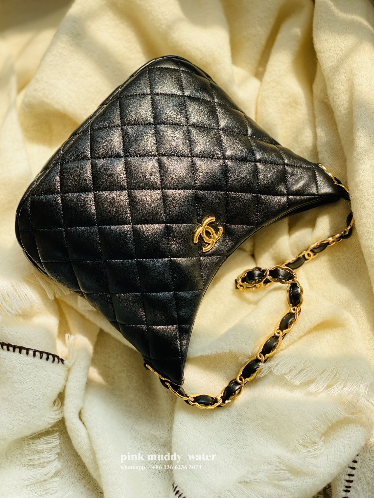 CHANEL 22K also available