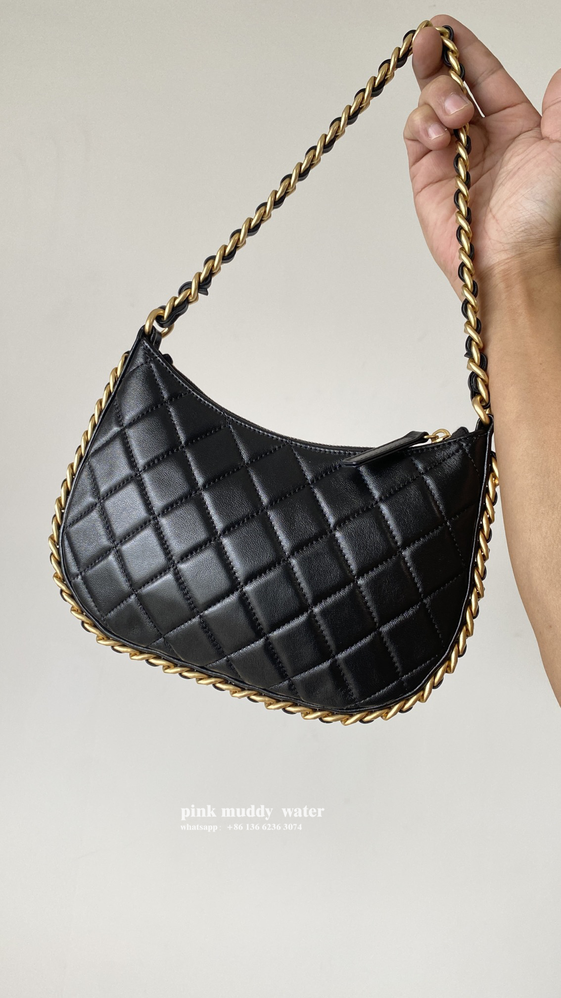 CHANEL 23B Hobo Hippie Bag