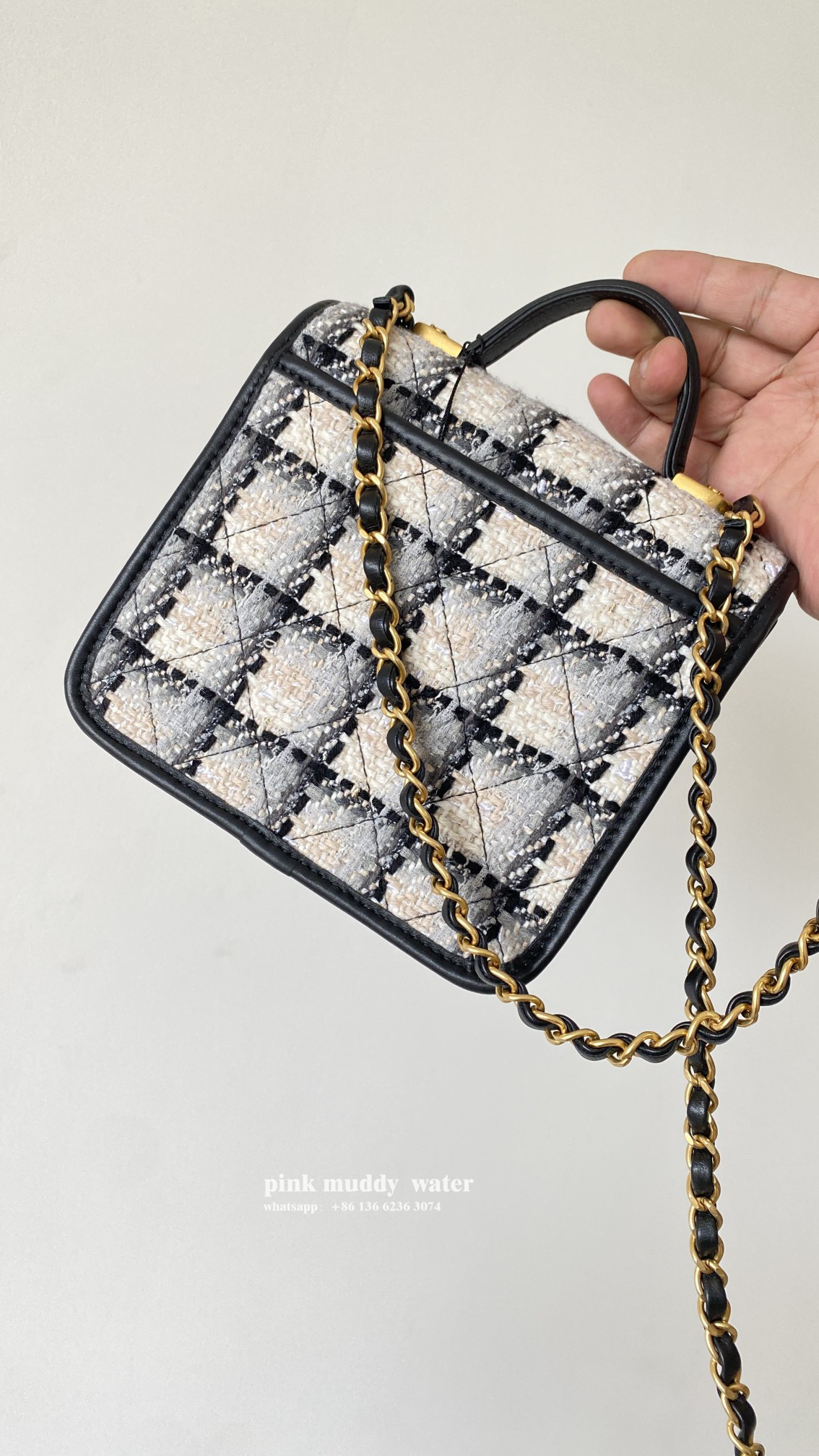 CHANEL 22K Flap Handbag