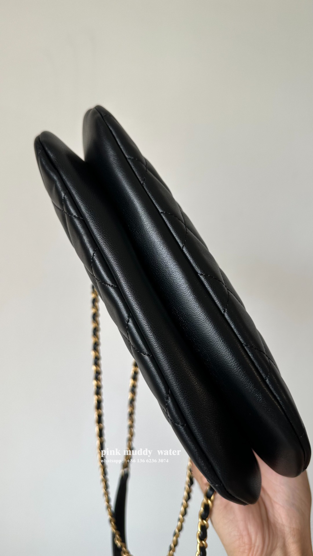 CHANEL 24C Messenger Bag