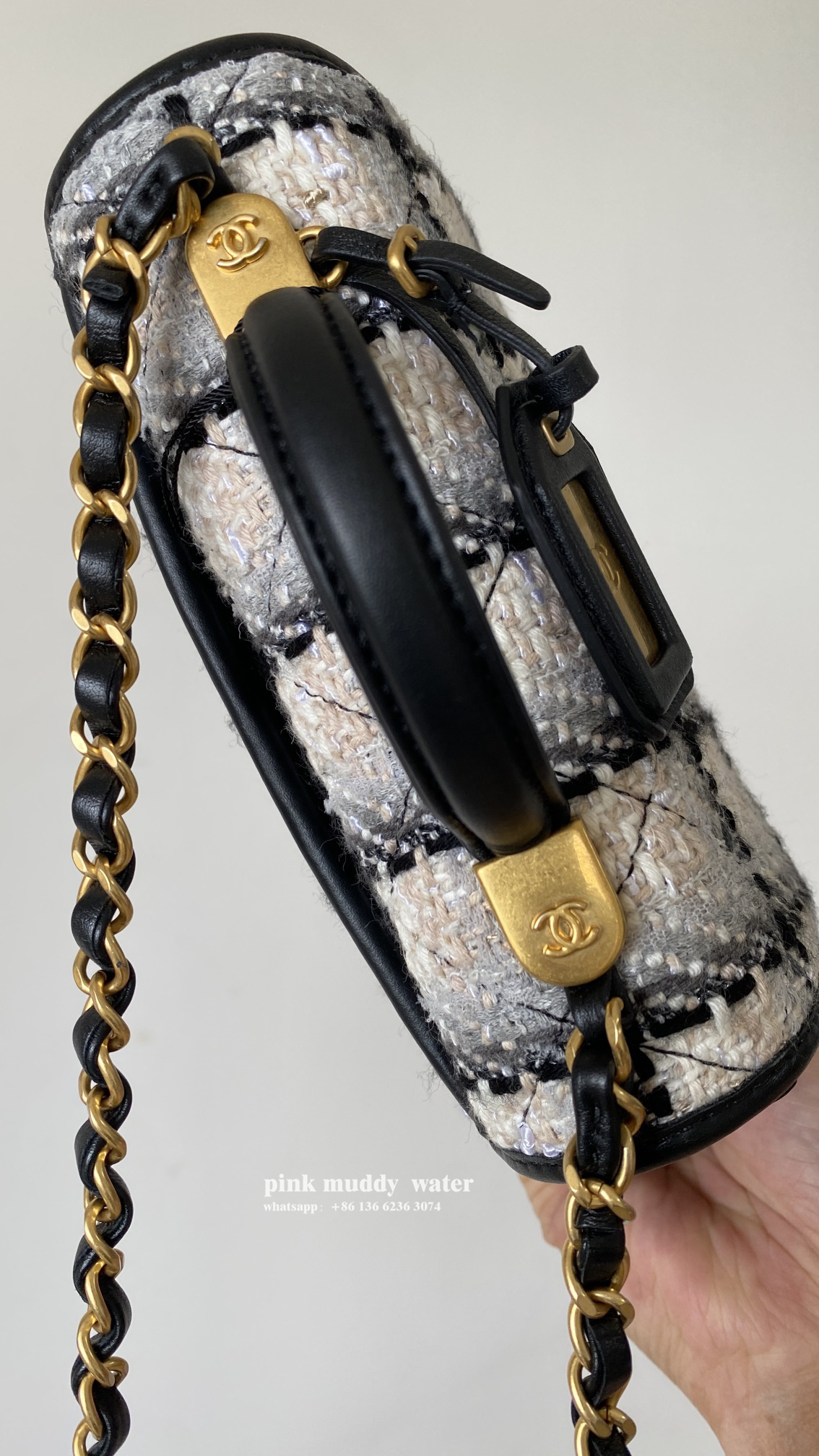 CHANEL 22K Flap Handbag