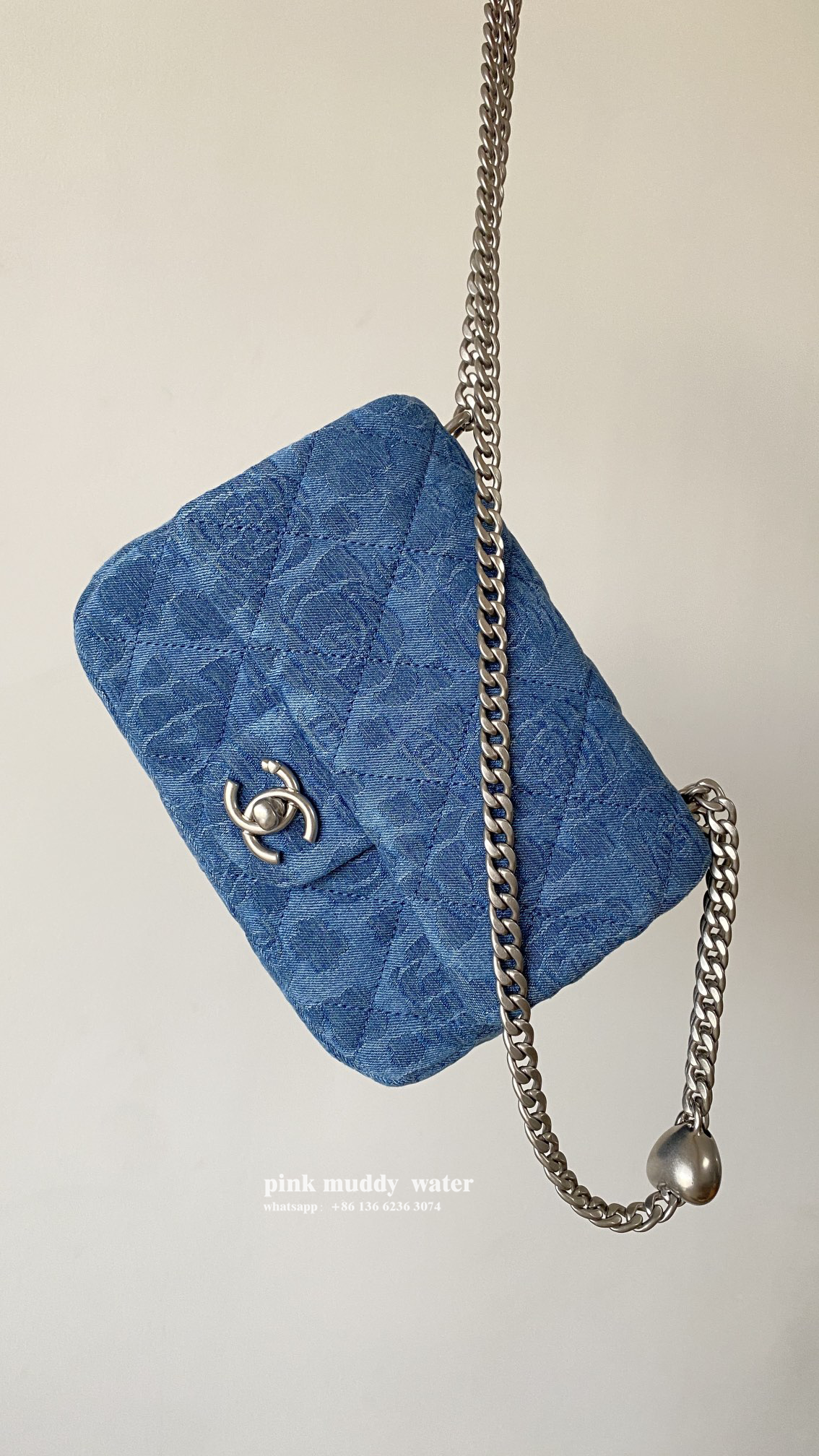 CHANEL 23K Crossbody Bag