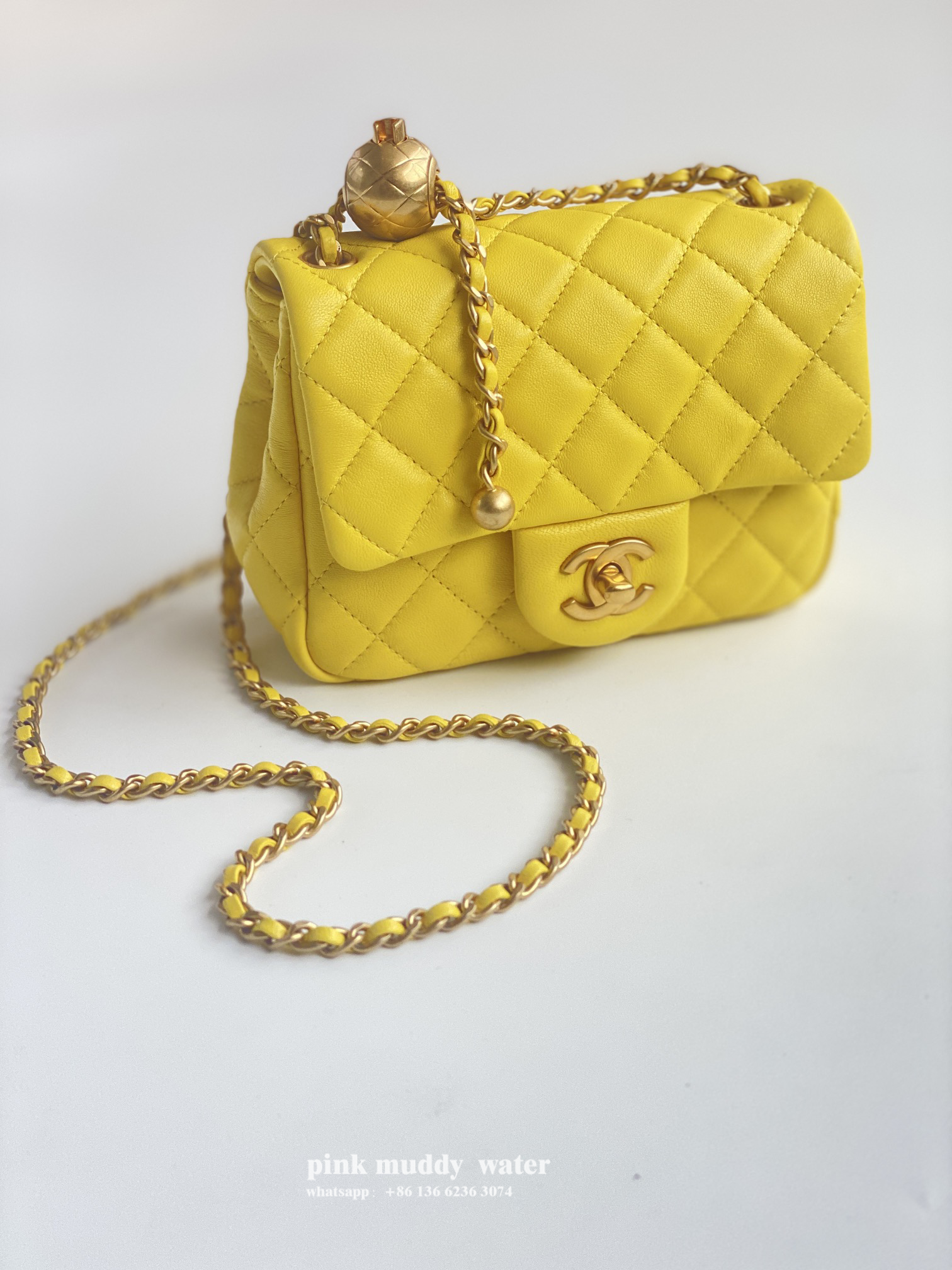 CHANEL 23K Crossbody Bag