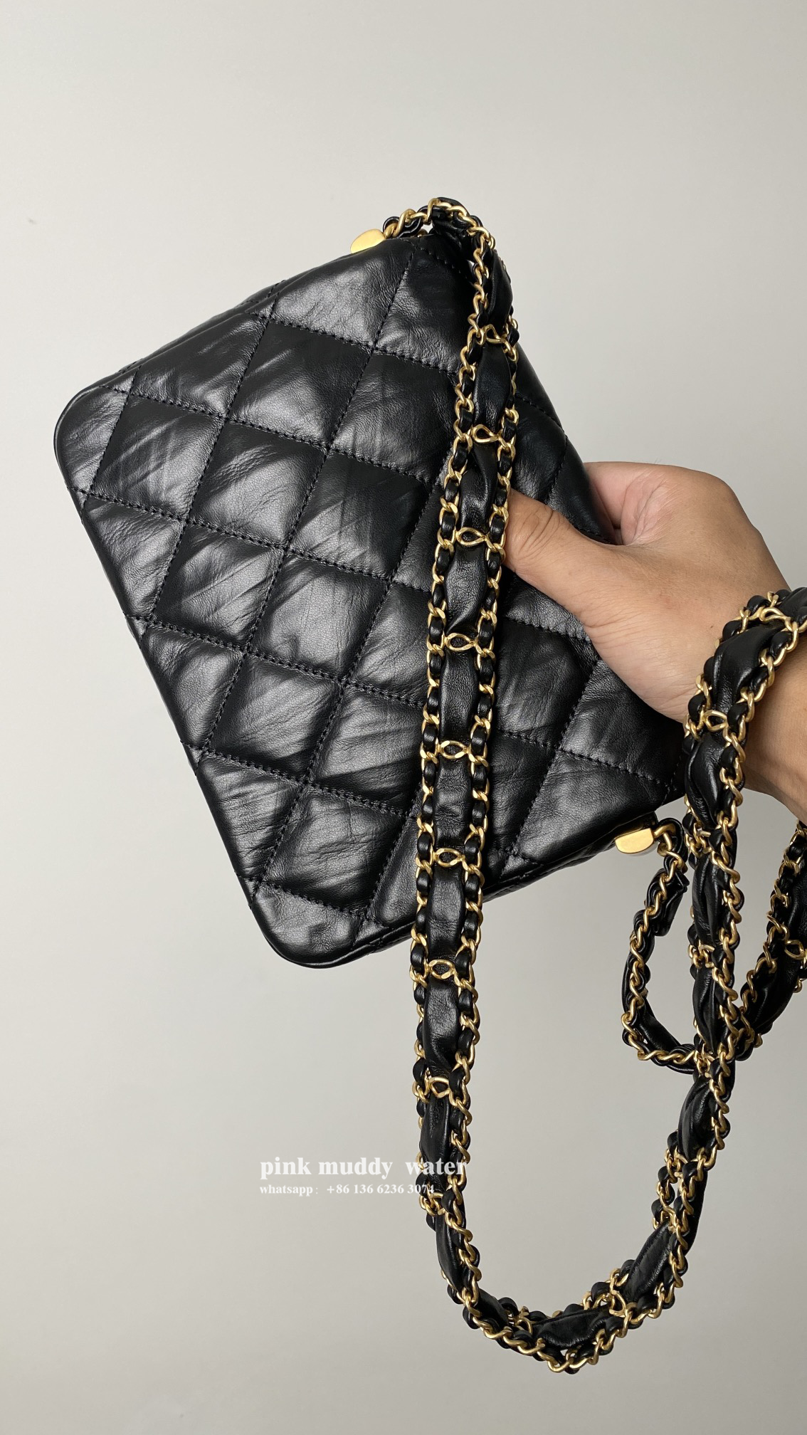 CHANEL 23K Tofu Bag Hobo Bag
