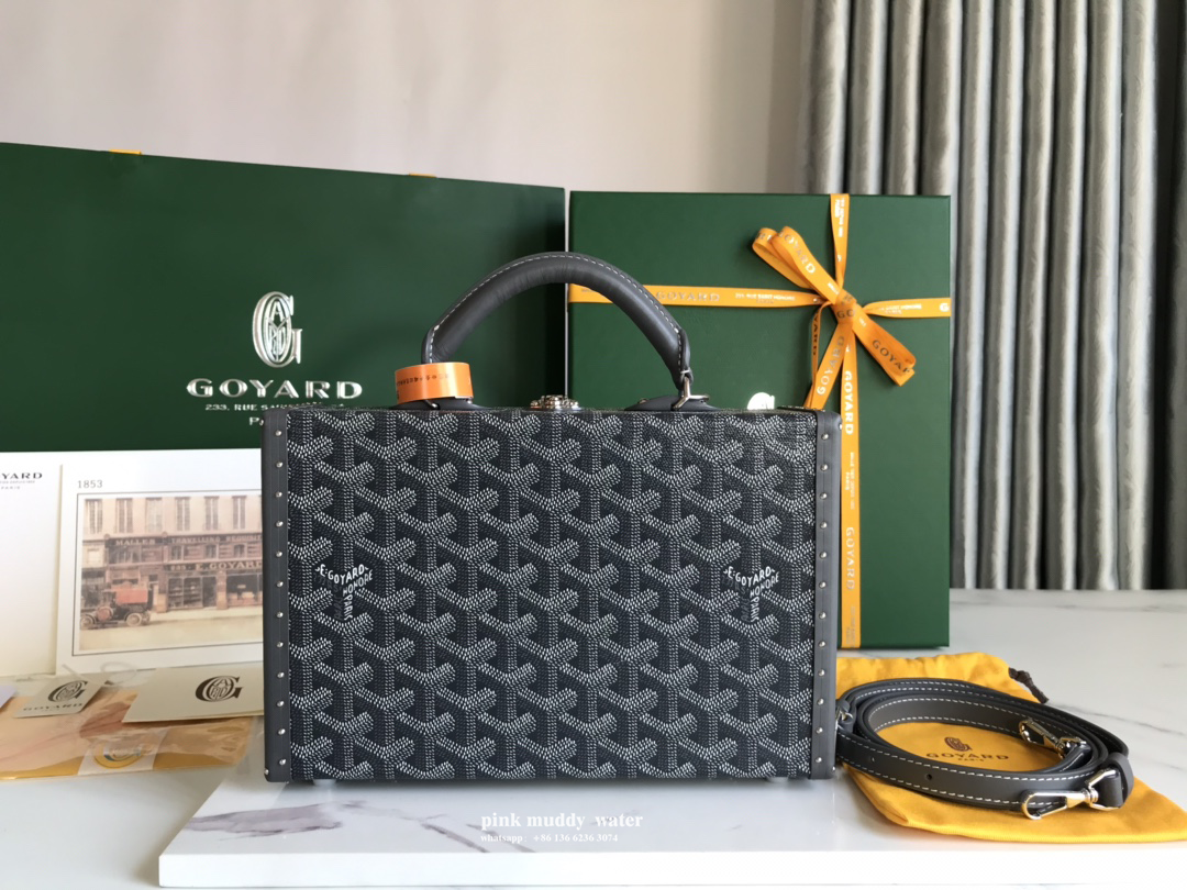 Goyard bags