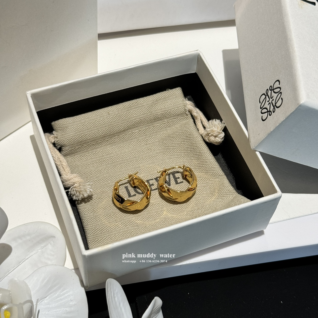 LOEWE Earrings