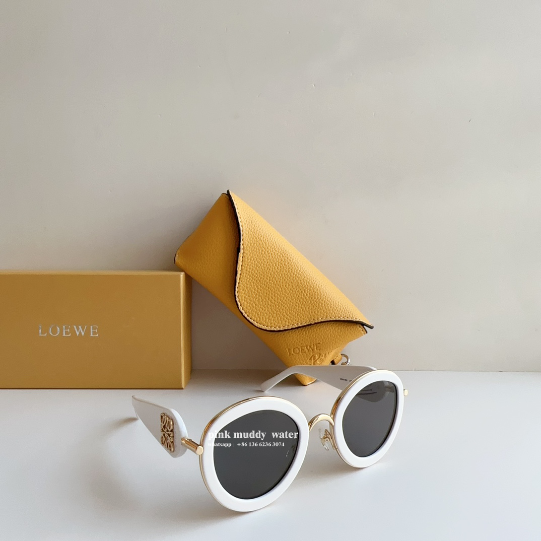 LOEWE Sunglasses