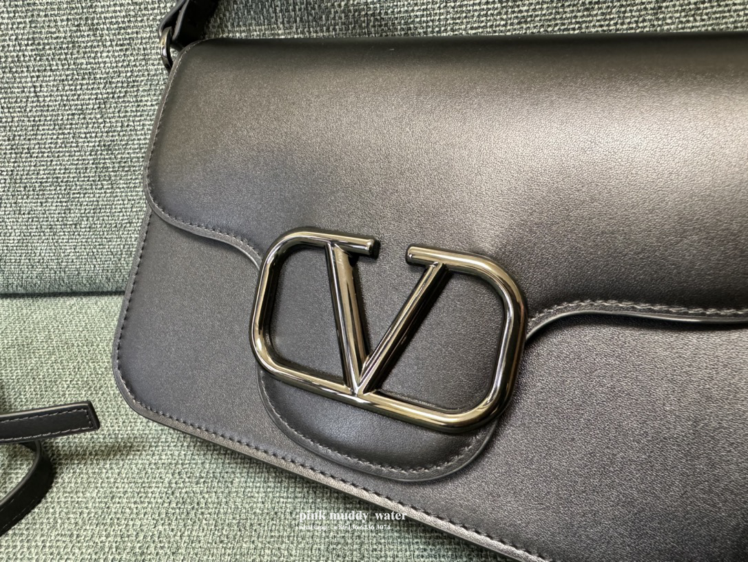 Valentino Bag