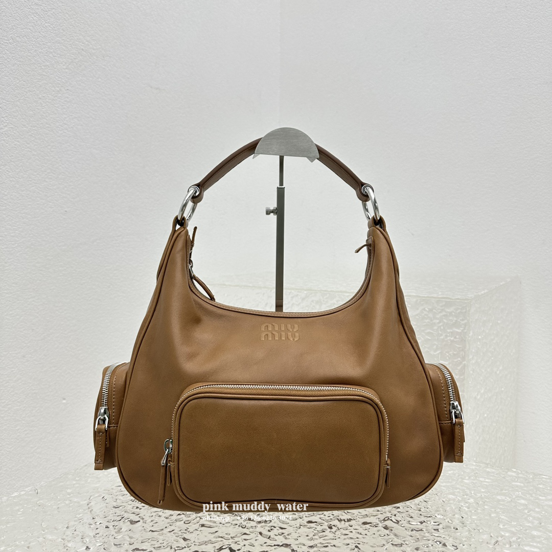 Nappa leather pocket bag