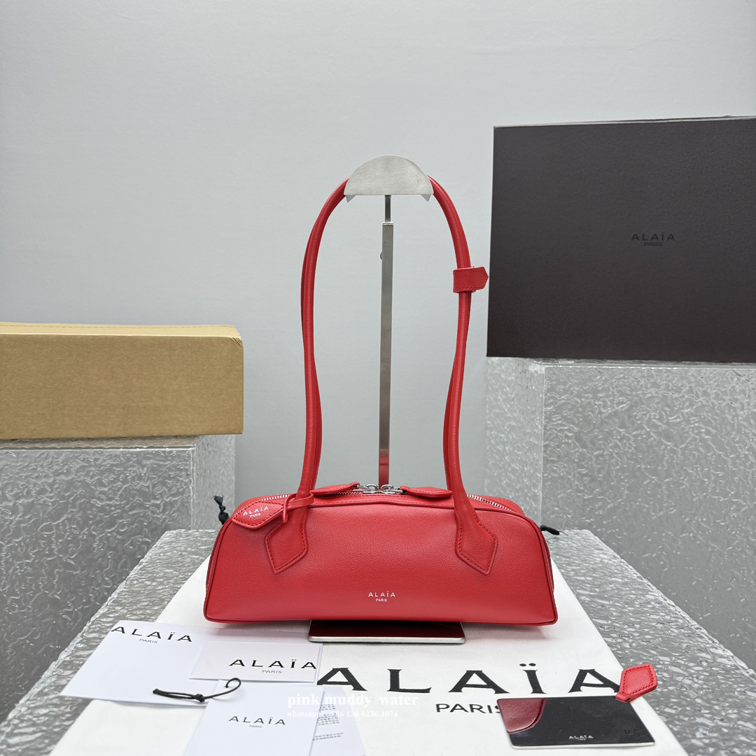 Alaia bag