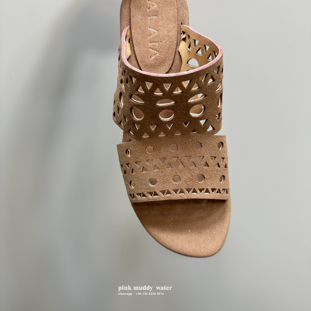Alaia Shoes